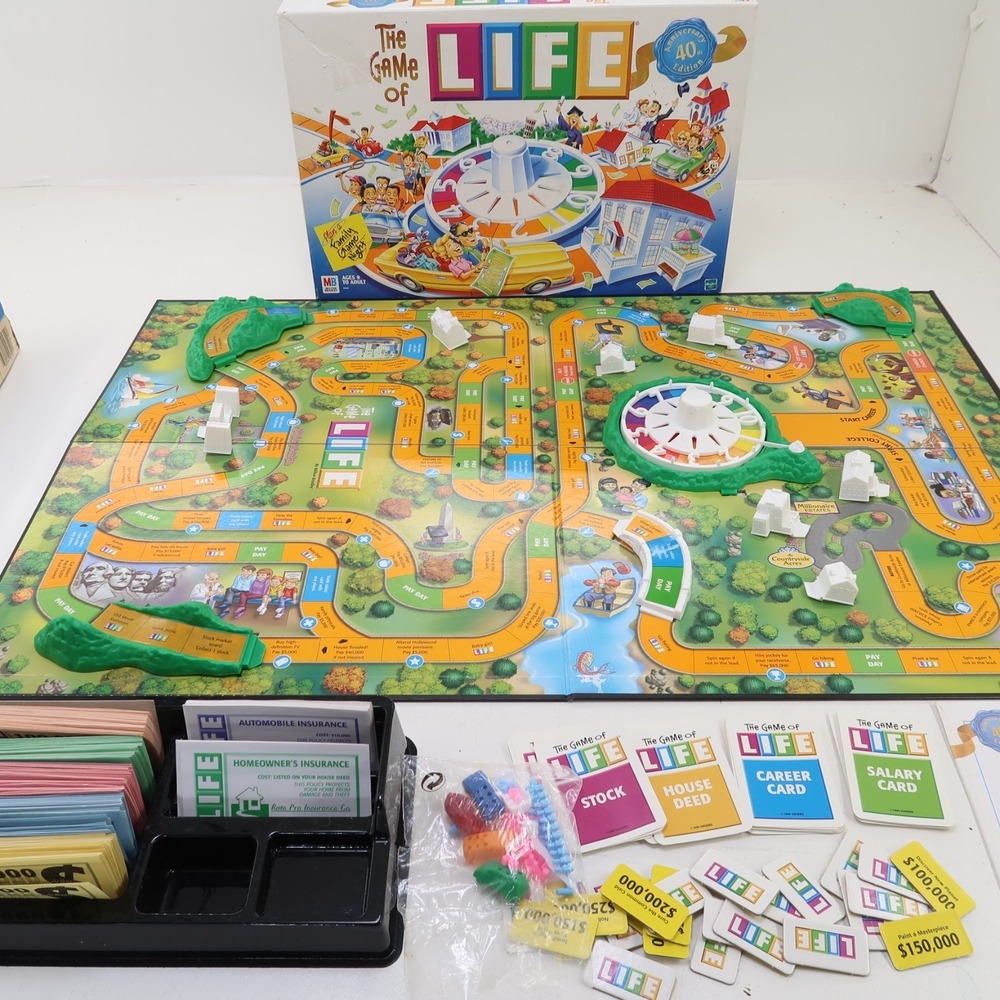 The Game of Life COMPLETE Milton Bradley 2000 Classic Game 40th Anniversary - Picture 4 of 10